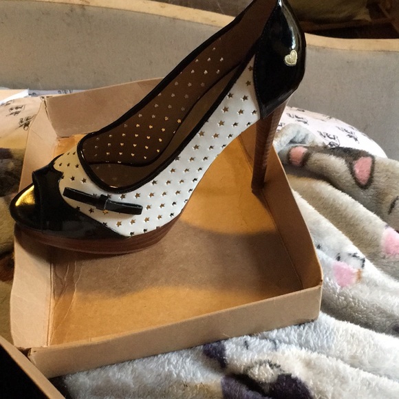 Moschino Shoes - Moschino shoes open toe size 10